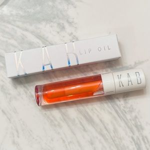 SOLD▪️KAB Lip Oil